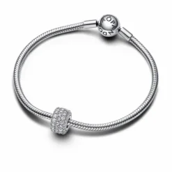 Charm Triple Fila Brillante Pavé